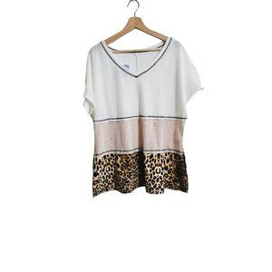 Alunalevi light weight Waffle knit Tee Animal print Size XL New Short sleeve